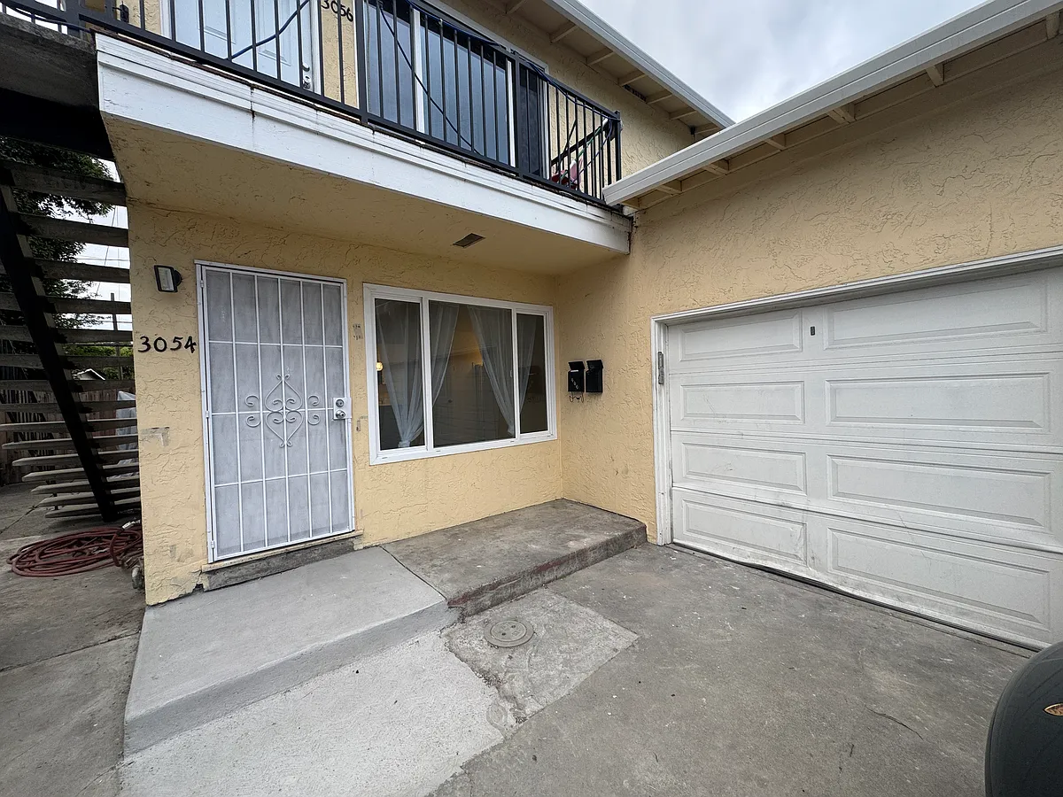 Building Photo - 3054 Westboro Dr