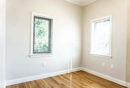 8R Mount Pleasant St Photo 1
