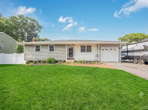 183 Cherokee Street, Ronkonkoma, NY 11779