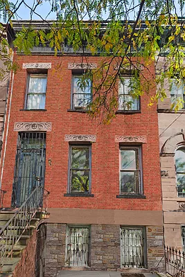 Rented by Corcoran | media 14