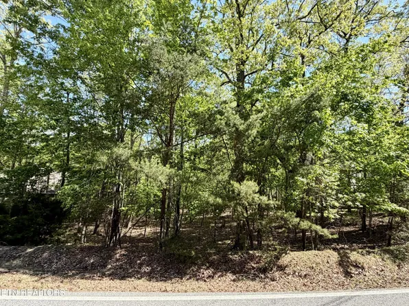 142 Mariners Dr #3, Crossville, TN 38558