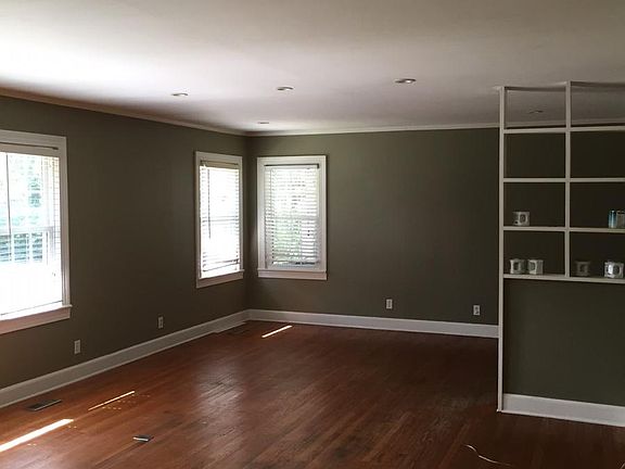 3rd image of 449 Womack Ave