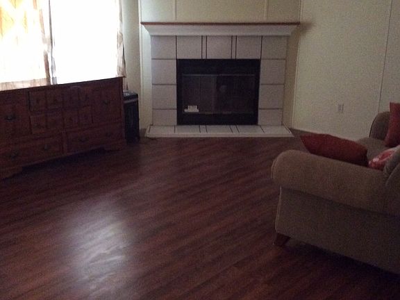 5th image of 21 Tropicana Ave