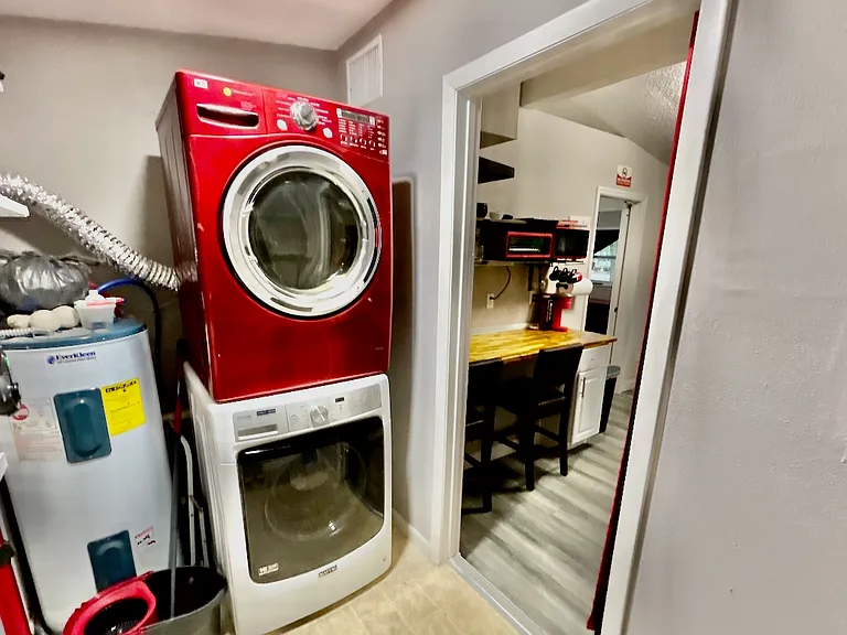 814 E 126th Ave #B — Photo 7