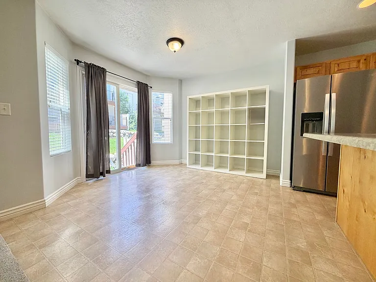 6712 S Bonham Ln — Photo 5