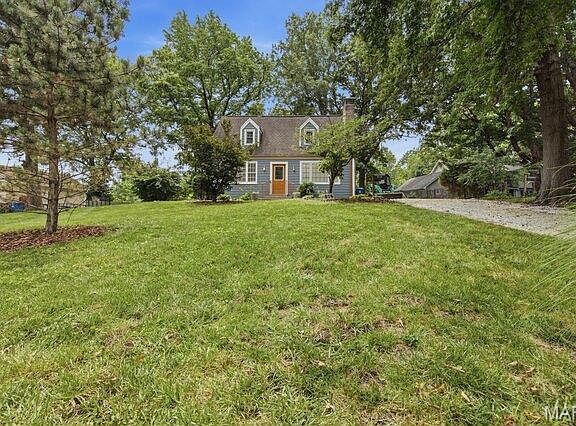 3rd image of 616 Plantmore Dr