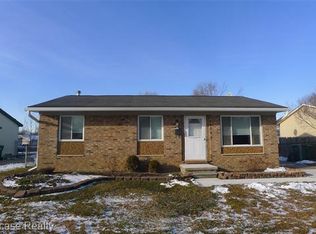 30188 Kipling St, Romulus, MI 48174
