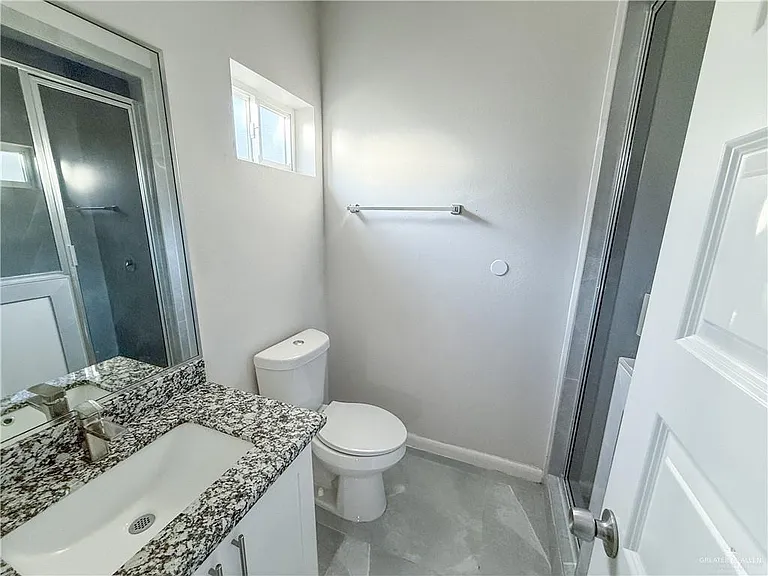 5704 Puffin Ave #4 — Photo 8
