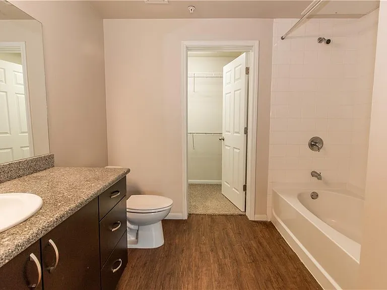 1401 E 4th St #203 — Photo 11