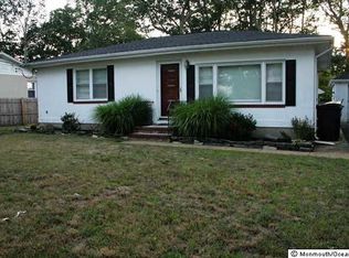 920 Briar Ave, Toms River, NJ 08753