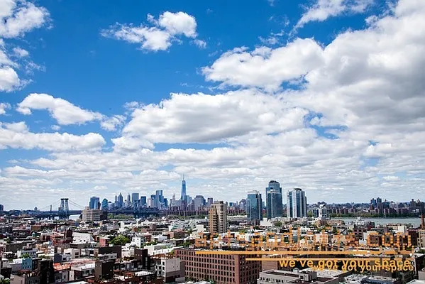 Sold by aptsandlofts.com | media 21