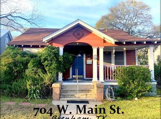 704 W Main St, Brenham, TX 77833
