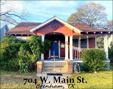 704 W Main St, Brenham, TX, 77833