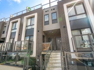 6065 McLeod Rd #316, Niagara Falls, ON L2G0Z7