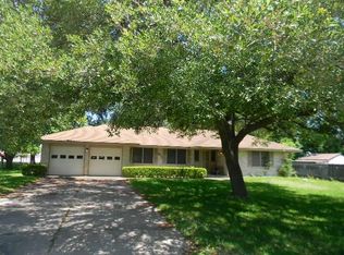 4711 Oak Ave, Pasadena, TX 77503