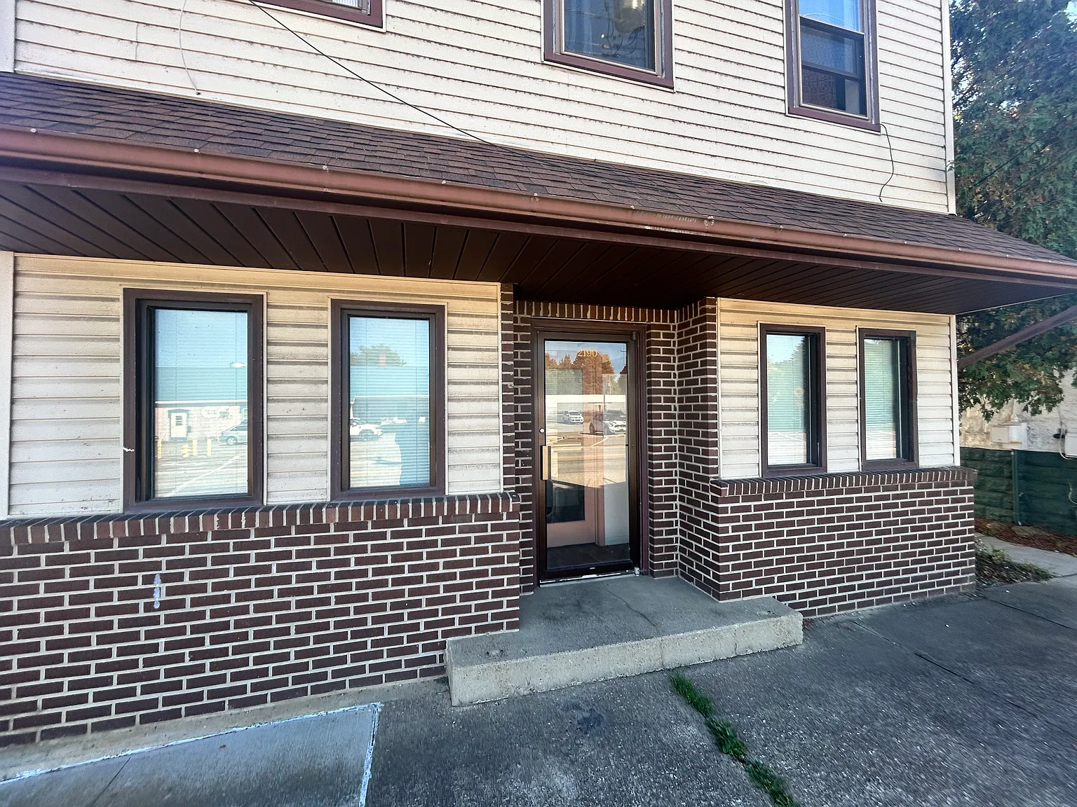 Main St, Lake City — Photo 1
