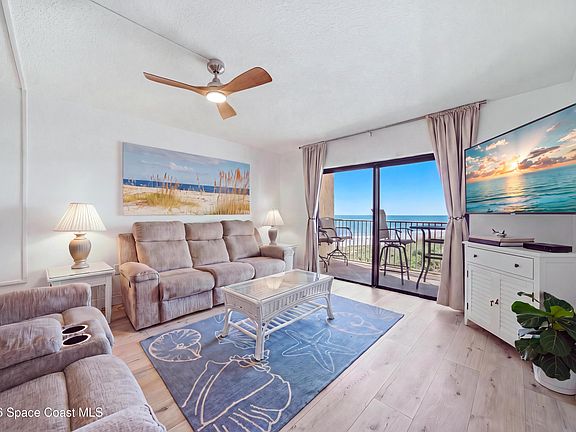2nd image of 7520 Ridgewood Ave APT 805
