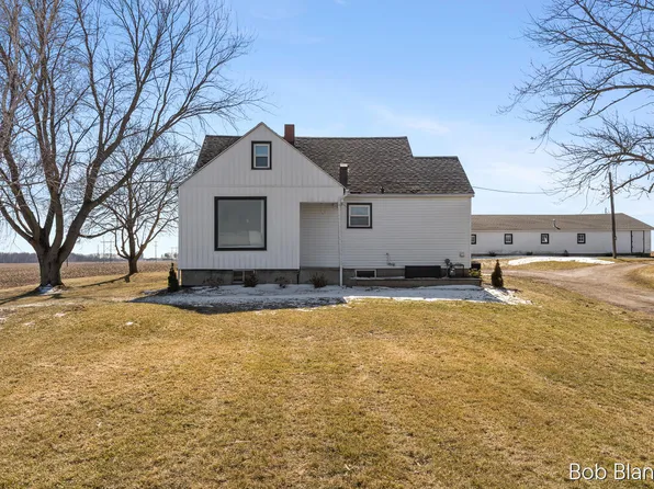 5262 138th Ave, Holland, MI 49423