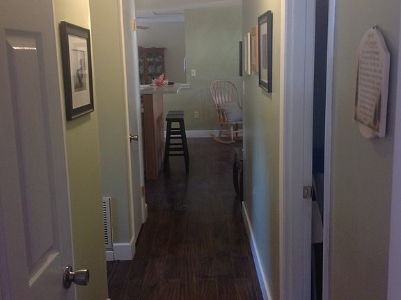 5th image of 133 E Grand Bend Ave