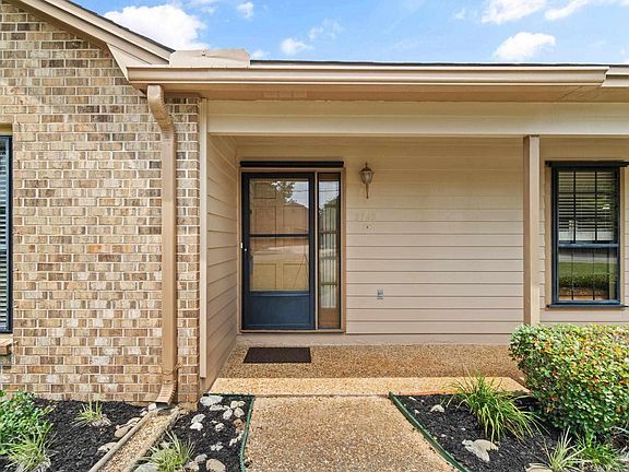 5th image of 5765 Reynosa Dr