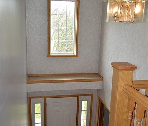3rd image of 7437 Foghorn Ln