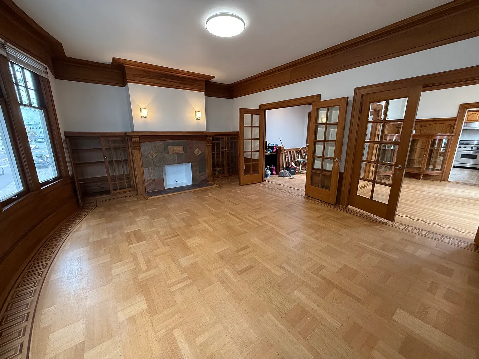 2033 Clement St — Photo 3