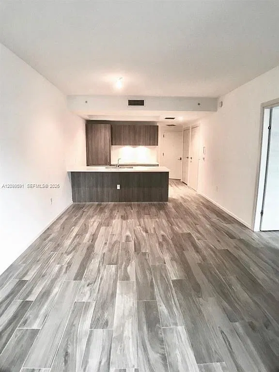801 Sma Residences Condo — Photo 3
