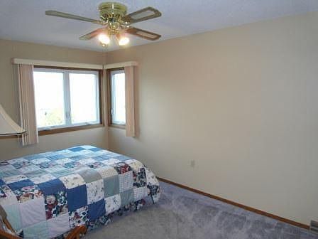 2nd image of 2201 Oxford Ln