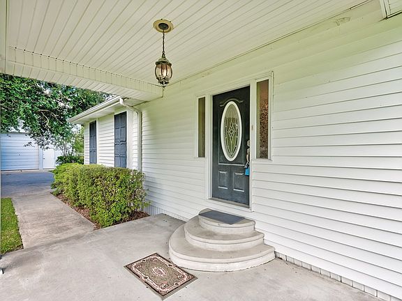 3rd image of 2753 63rd St