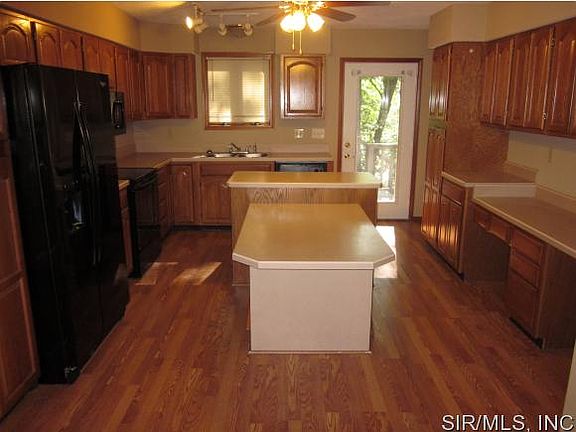 4th image of 106 Cedar Ln