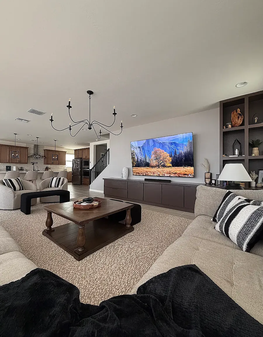 4 bed, 3176 sqft, $3,799 — Photo 3