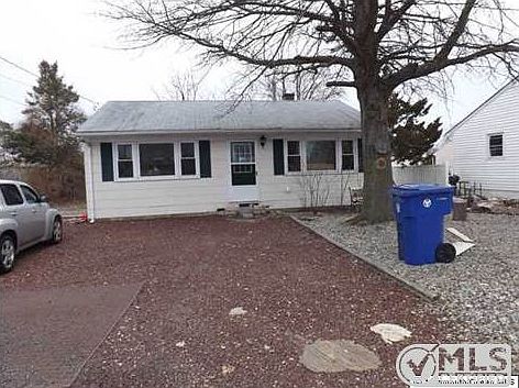 1st image of 3269 Windsor Ave