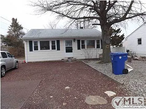 3269 Windsor Ave photo 1