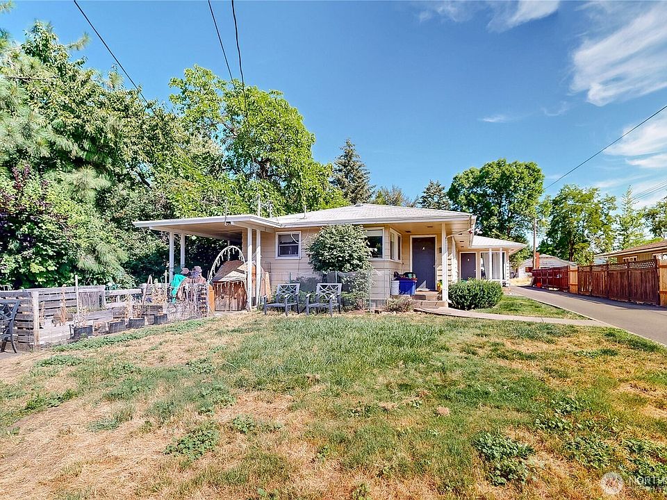 1st image of 1851 Carl Street