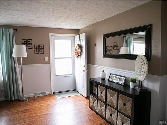 5th image of 2383 Hazel Dr