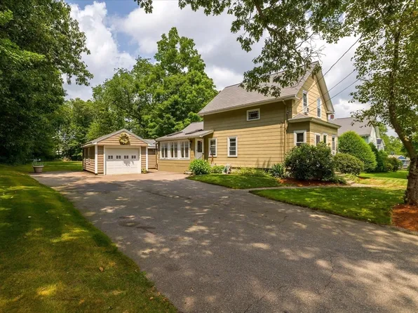 14 Stone St, Auburn, MA 01501