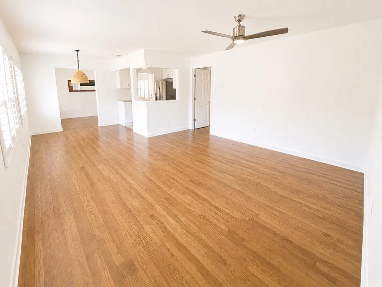 37 W Preston St — Photo 4