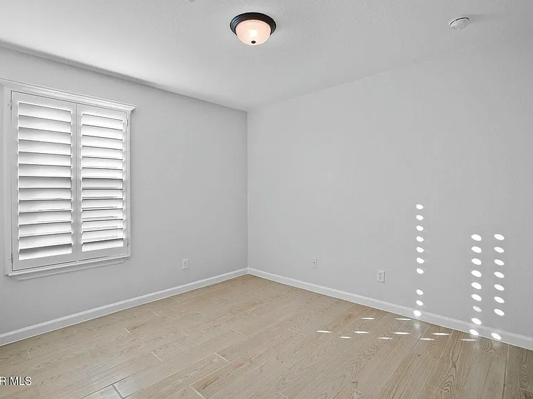 1451 Senda Del Sol Ln — Photo 16