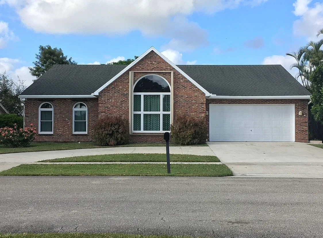 1 bed, 2483 sqft, $1,000 — Photo 1