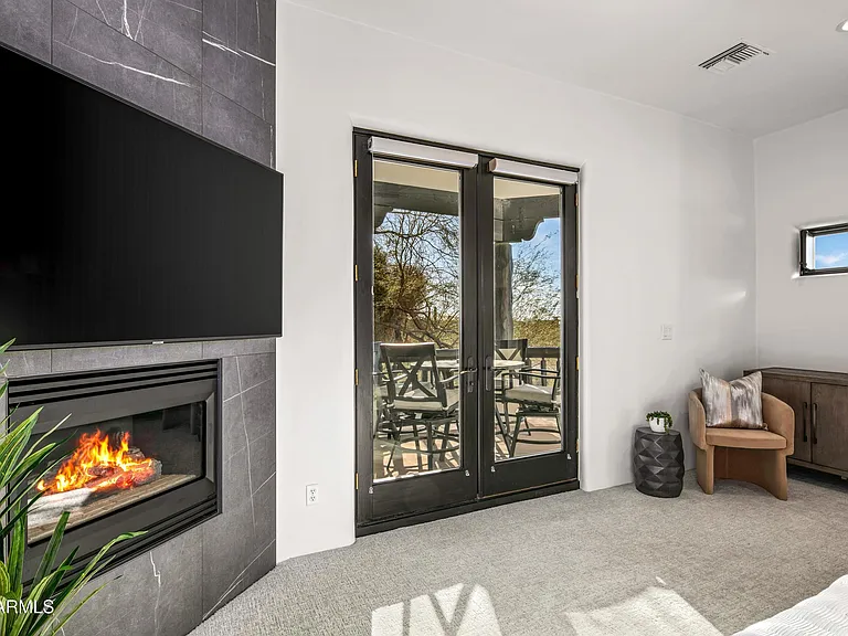 10029 E Calle De Las Brisas — Photo 38