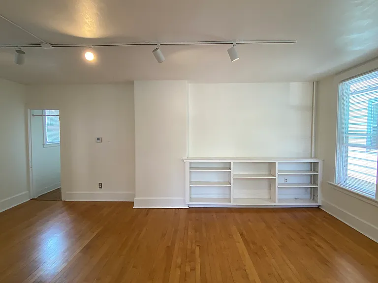 1638 N Marshall St #1 — Photo 6