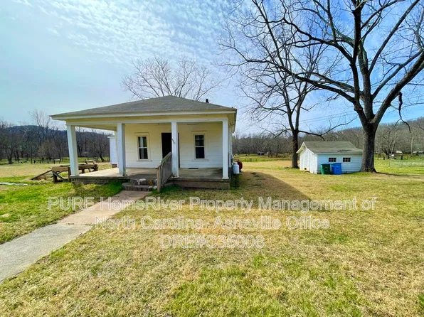 648 Bee Tree Rd, Swannanoa, NC 28778