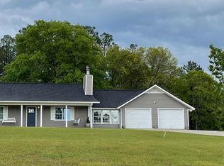 100 Flynn Ln, Elgin, SC 29045