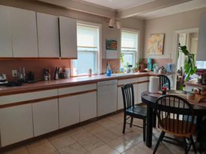 3 bed, 1.0 bath, $3,000 — Photo 2