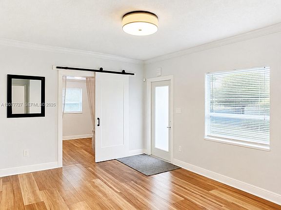 4th image of 6566 SW 52nd Ter