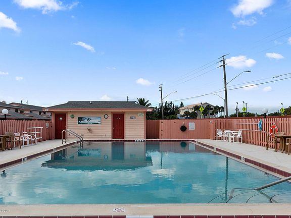 2nd image of 742 Sea Palm Ct