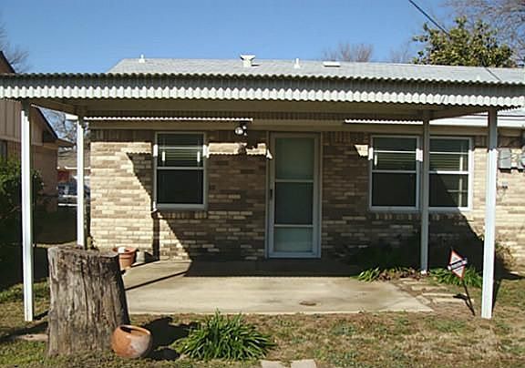 4th image of 4326 Princeton Dr