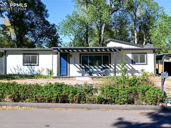 614 Kinnikinnik Dr, Colorado Springs, CO 80905