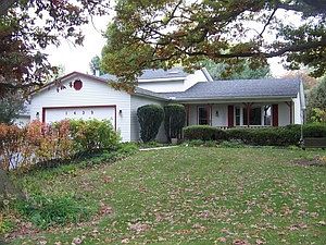 2nd image of 1439 Sandwich Dr