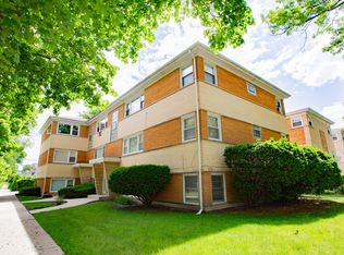3950 N Pioneer Ave #2, Chicago, IL